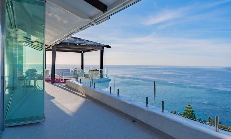 6 Bedroom Property for Sale in Bantry Bay Western Cape